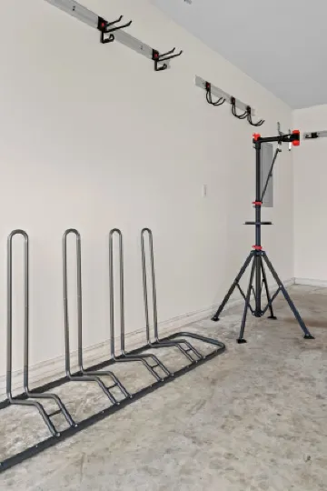 Greenway Getaway: Central to NWA & on the Razorback Greenway