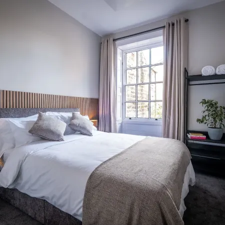 Dalton Sq Apartments