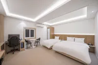 昌原DEUMEU酒店