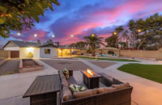 Chandler oasis with pool & hot tub
