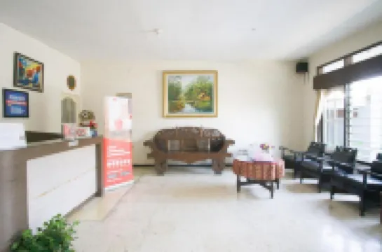 RedDoorz Syariah @ Jalan Gajah Mada