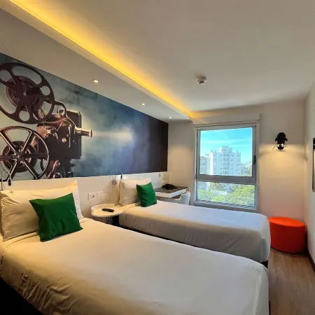 Ibis Styles Montevideo Biarritz