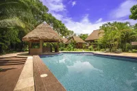 IKAM Riverview Amazon Lodge - Asociado Casa Andina - Pools