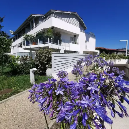 Anglet Aguilera Limite Biarritz, Grand Studio Dans Résidence Calme de Standing !