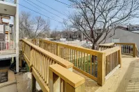 Walk to Carondelet Park: Quiet Couple's Getaway - Condos