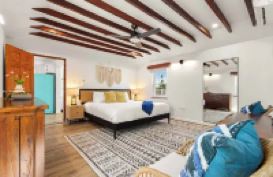 藍水 薩默塞特酒店