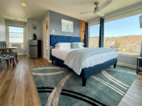 Harborage Inn on the Oceanfront Hotels in Lincoln County