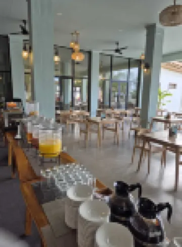 松樹海灘飯店