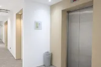 A Hotel Dickson, Stay From 9PM To 8AM - Homestays