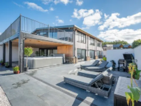 Weekstone Waterside Barn Hotels in Holsworthy