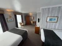 Raven Hotel by Greene King Inns - Quầy bar