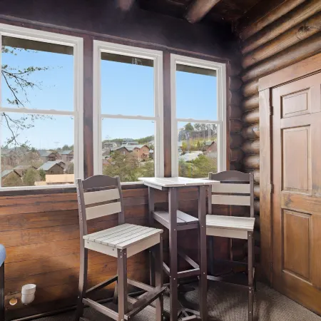 Golf View 2 Bedroom Cabin by RedAwning