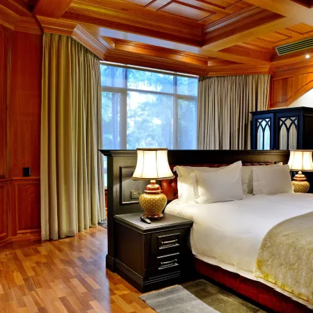 Apogee Boutique Hotel & Spa
