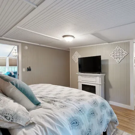 Lake Texoma House w/ Golf Nearby!