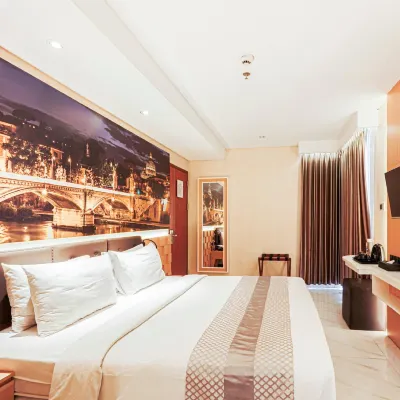 Sunerra Express Grand Viveana Bandung Hotels near Istana Plaza