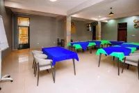 Shaste City Hotel - Завтрак