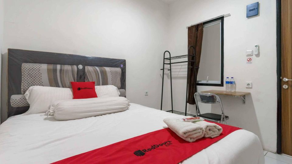 RedDoorz Near Alun Alun Kota Serang