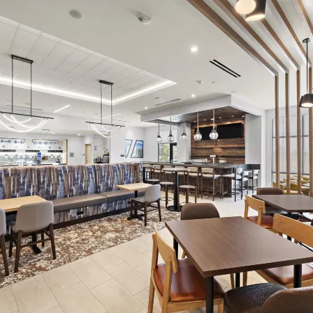 Hampton Inn by Hilton Ontario Airport