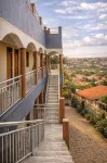 Noaz Hotel