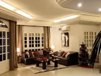 Charming 600sqm Villa With a Large Garden & Pool Hotels in Soukra