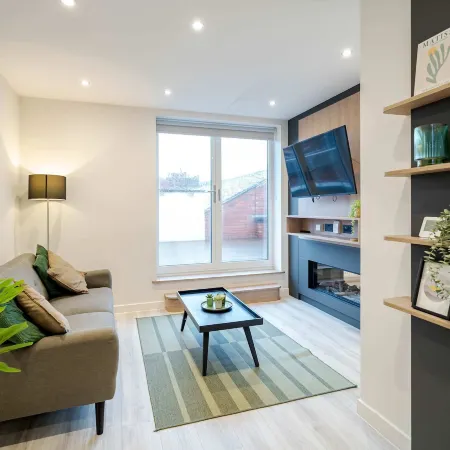 Leeds City-centre 1-bed With Private Roof Terrace