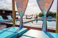 Coral Wing Casitas - piscine