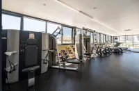 Harbour View Apartment With Pool & Gym - 3-Star
