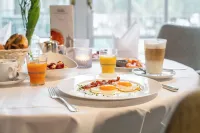 Waldhaus Reinbek - breakfast