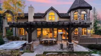 Cozy Edwards Retreat w Fireplace Near Ski Resort Osprey Nest by AvantStay