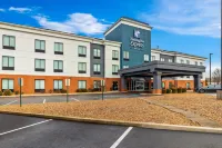 Holiday Inn Express & Suites Hebron - Cincinnati Airport by IHG - Airport Shuttle