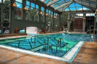 Ameristar Casino Resort Spa St. Charles - Pools