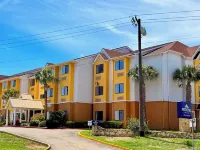 Microtel Inn & Suites by Wyndham New Braunfels Hotels in Comal County