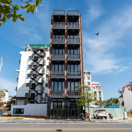 Công Phung Hotel & Apartment
