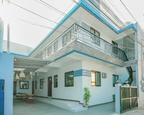 Manzil Anilao B&B Superior Bedroom U3 Hotels in Mabini