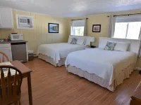 Wilson Lake Inn Hotels in Wilton