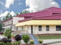 A Red Dot Inn Hotels in Baldwin County