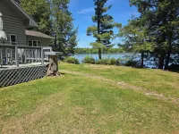Secluded 2 Acre Lakeside Home, Boat & Motor Included on 5 Lake Chain. Free Wi-Fi - Wifi