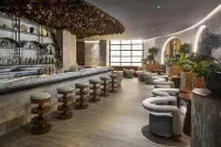 Zemi Miches Punta Cana All-Inclusive Resort, Curio Collection by Hilton - bar