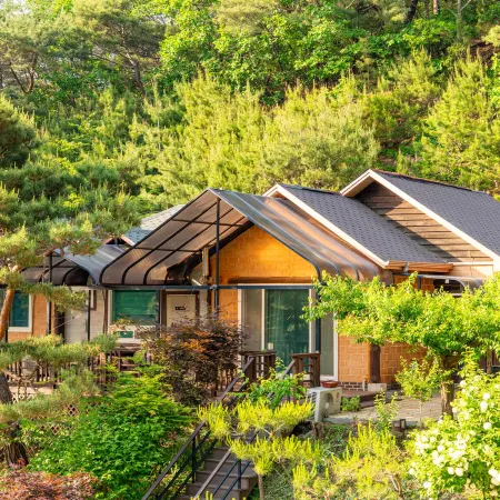 Cheorwon Hwagang Yellow Earth Pension