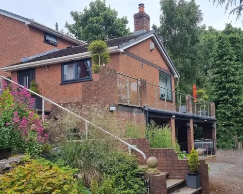 Quiet, Modern Ground Floor Annex Near Theatr Clwyd Hotels in Mold