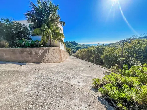 Stunning Private Villa with Sea Views, Pool, and Sun-Drenched Terrace - Villaer