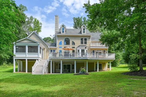Lakefront Home With Private Beach, Dock, Deck, Kayaks, Game Room, & Fireplace - 4-Star
