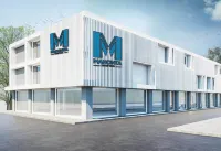 Manonta Budget Hotel - balcony