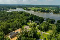 Lakeview Escape Near Beach With Fenced dog Run, Porch & Dock With one Boat Slip - 4-Star