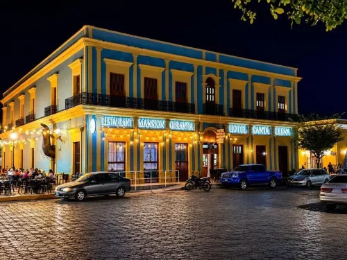 Hotel Santa Elena - parkir