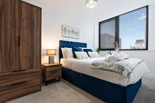 Pristine Flat Ideal for Small Groups Sleeps 4 - con encanto