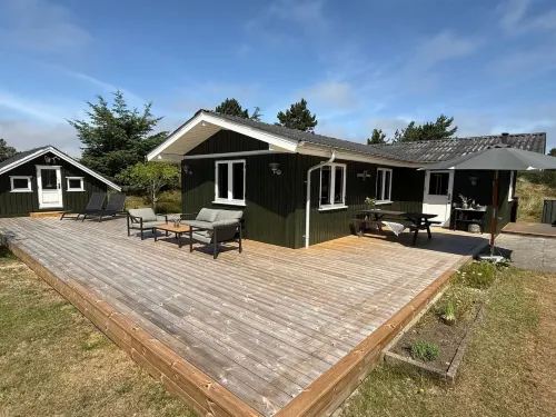 "Absolon" - 1.5km from the Sea - 4-Star