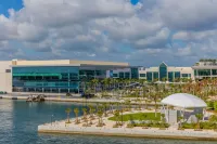 Hotel Maren Fort Lauderdale Beach, Curio Collection by Hilton - Infinity Pools