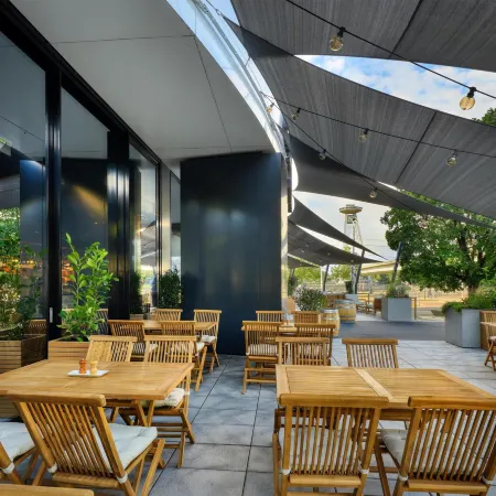Park Inn by Radisson Danube Bratislava