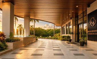Grand Resort & Residences
